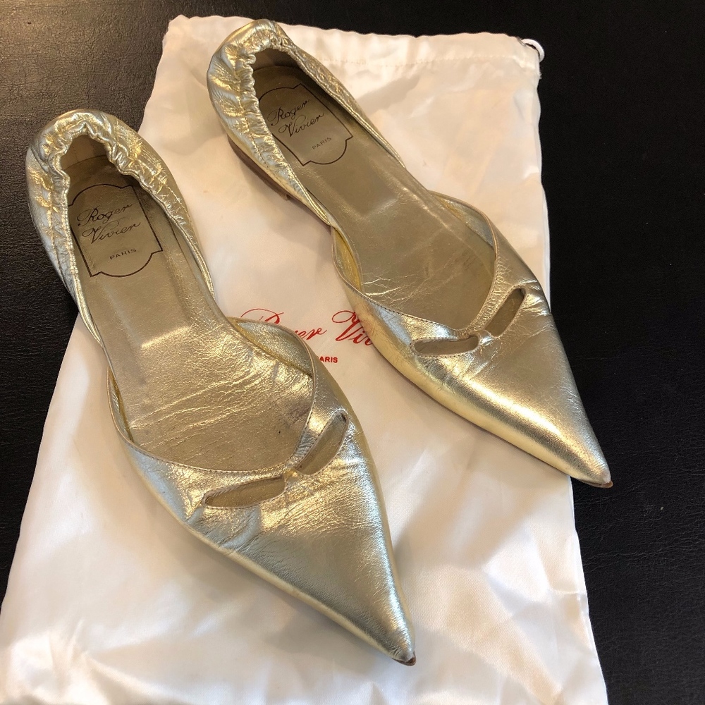 Roger Vivier gold d'Orsay pointed-toe flats